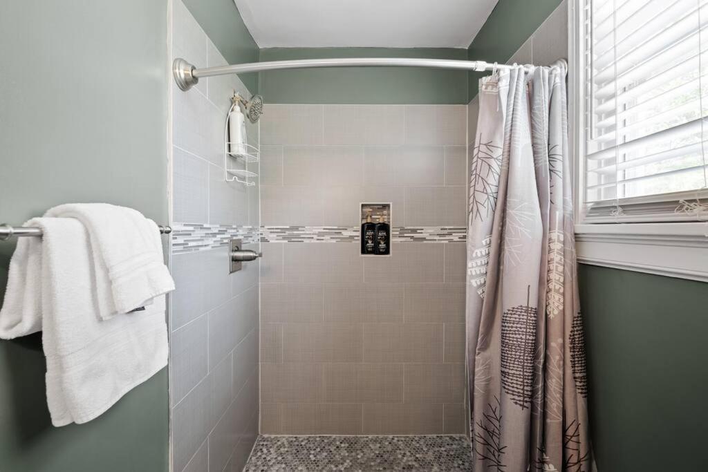 Private House + Yard Central Location To All Rva Richmond Exterior foto