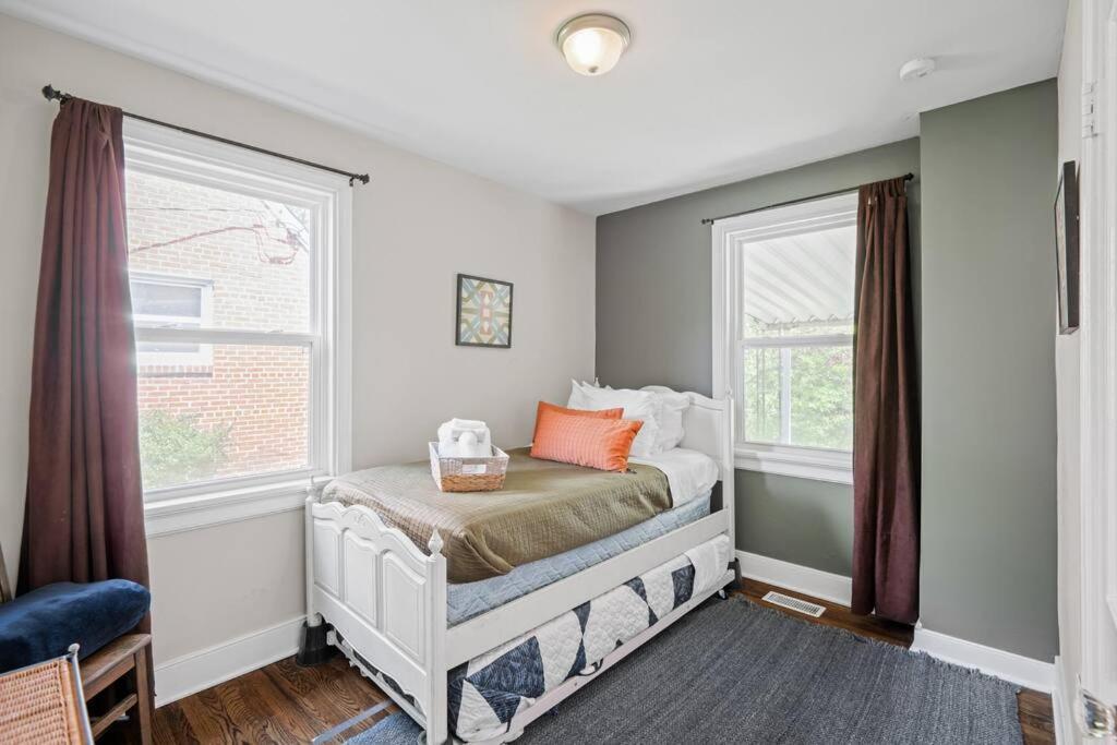 Private House + Yard Central Location To All Rva Richmond Exterior foto